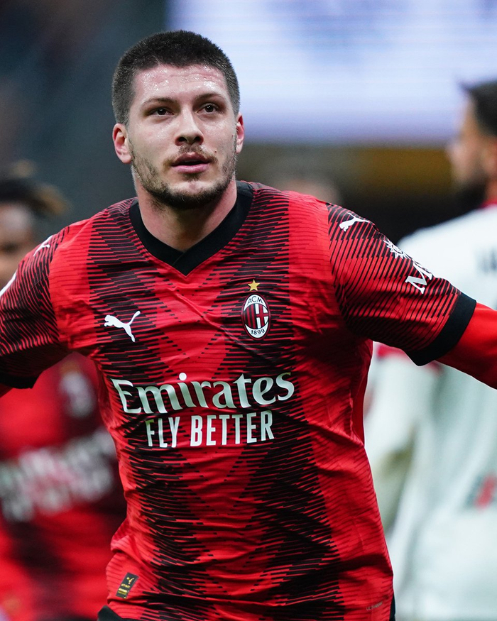 lol台服官网首页地址-世界风云突变