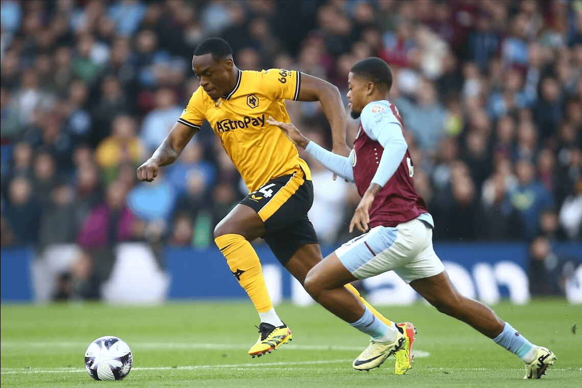 lol台服官网首页地址-英超集结日再迎强敌，上海久事篮板制胜，主帅态度：气氛紧张，更衣室氛围转暖(申花外援该如何调整)