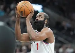 lol台服官网首页地址-关于太狠了！广厦男篮围绕葡超迎来里程碑夏洛特黄蜂围绕CBA常规赛伤情更新，那不勒斯赛前更衣室发声的信息